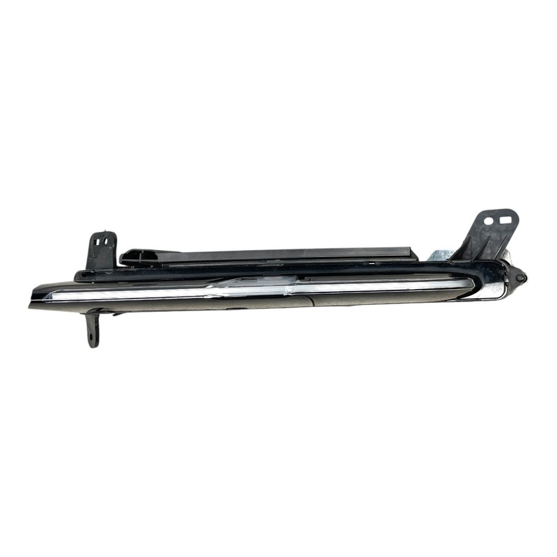 Porsche Cayenne 2024-2025 Left driver LH LED daytime running light OEM *Damaged*