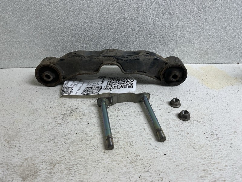 2014-2024 Subaru Forester Differential Mount Diff Bracket Carrier 3rd Member Oem
