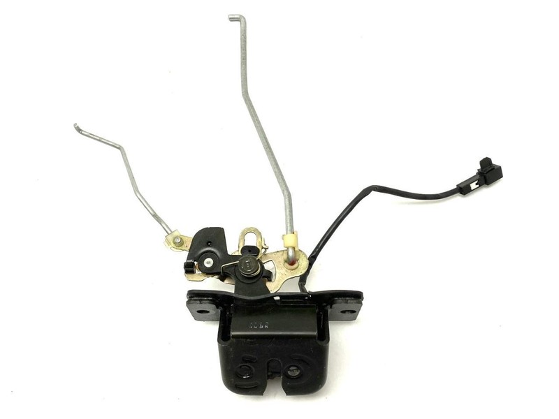 Rear Lift Gate Latch Lock 81230-3E000 Fits 2003-2006 Kia Sorento 87840