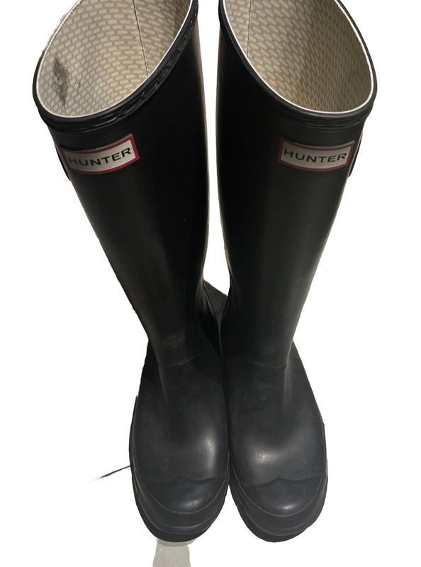 HUNTER WOMEN'S ORIGINAL SIZE 6 TALL RAIN BOOTS Black WATERPROOF