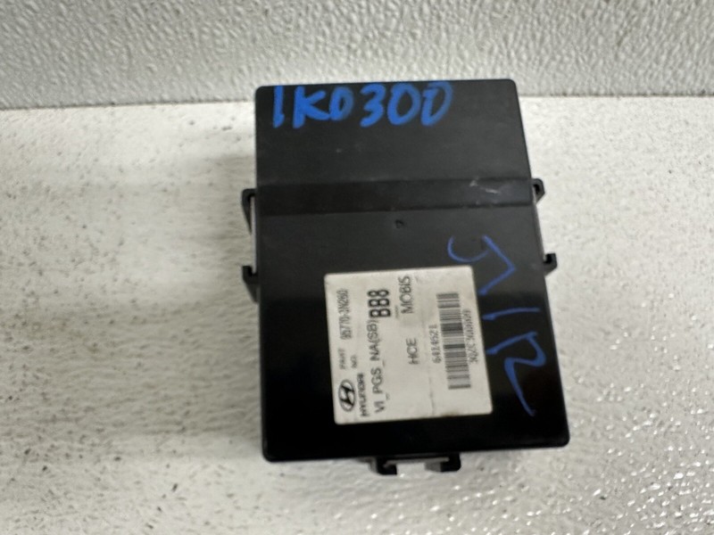2011-2013 Hyundai Equus Driver Park Assist Video Computer Control Module Oem