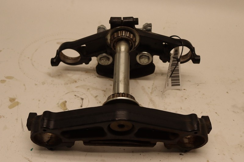 2015-2017 HARLEY DAVIDSON FLTRXS ROAD GLIDE STEERING STEM FORK PIVOT ARM OEM