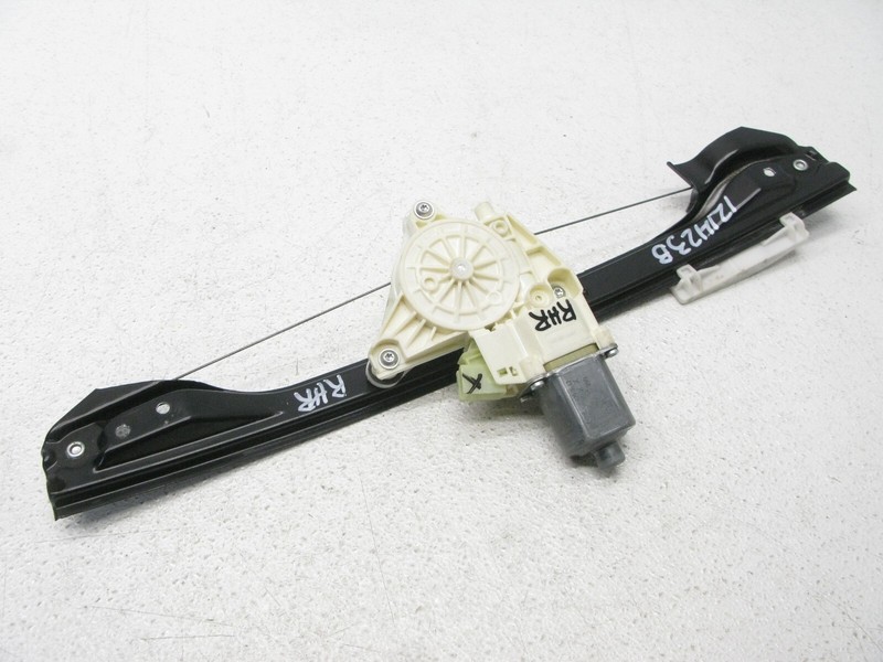 08-16 MERCEDES W212 E350 C63 SEDAN WINDOW REGULATOR MOTOR REAR RIGHT OEM 121423B
