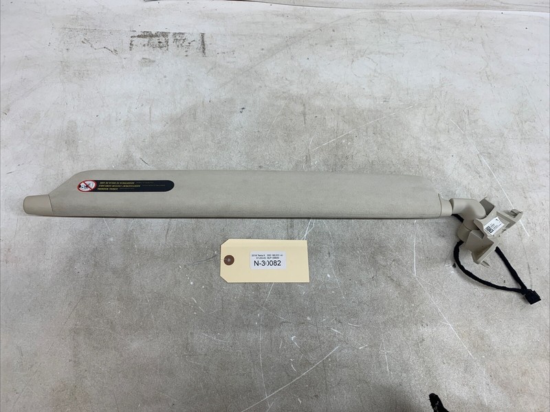 16-20 Tesla Model X Passenger Side Sun Visor Sunvisor RH 1108418-87-D 30082 B104