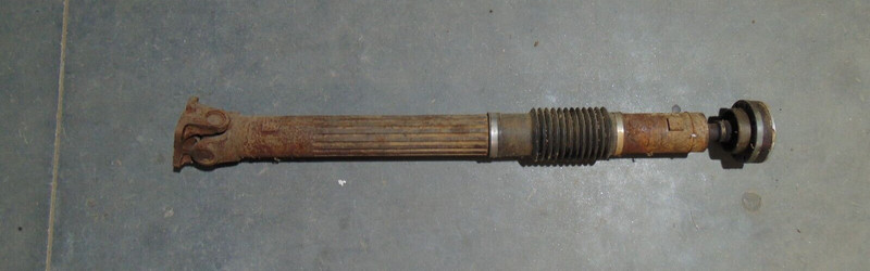 2007 Jeep JK Wrangler Rear Drive Shaft 4WD 4 Door Auto Trans