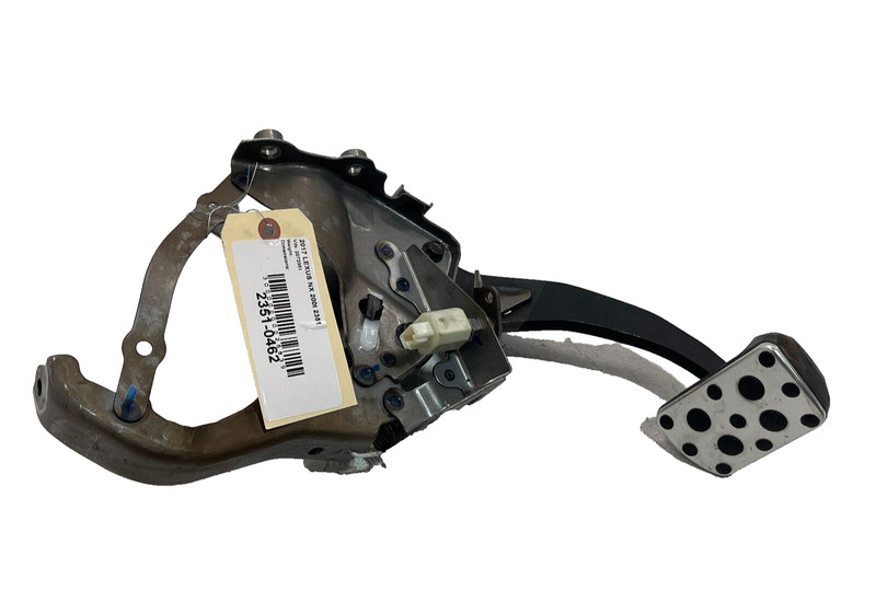 2015 - 2017 LEXUS NX200T NX300H BRAKE STOP PEDAL ASSEMBLY w/ PAD OEM