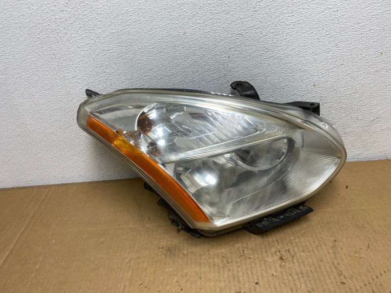 2009-2013 Nissan Rogue Right Passenger Halogen Headlight OEM AD0942 DW