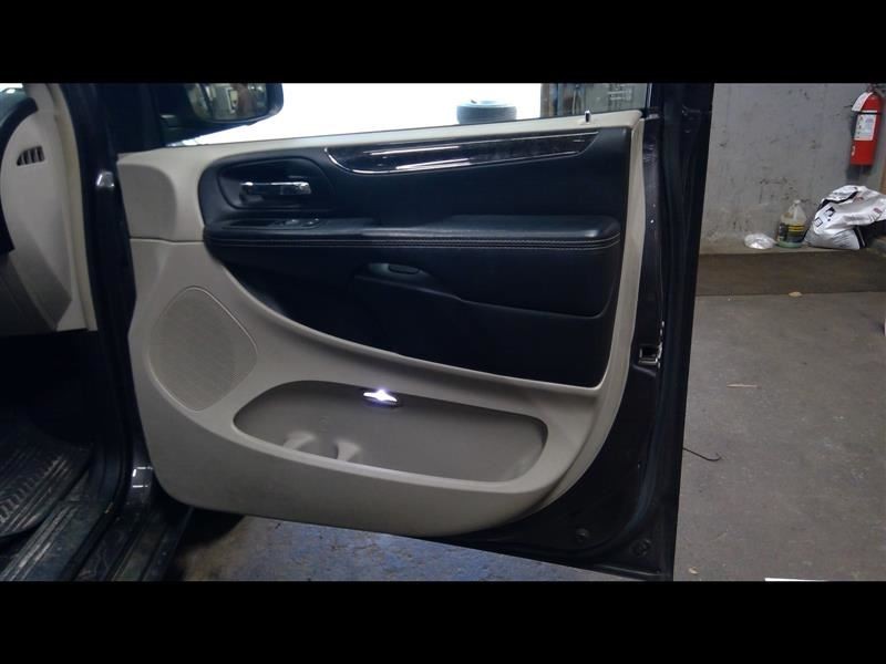 2015 TOWN COUNTRY Passenger Right Front Door Trim Panel 1182023 Gray