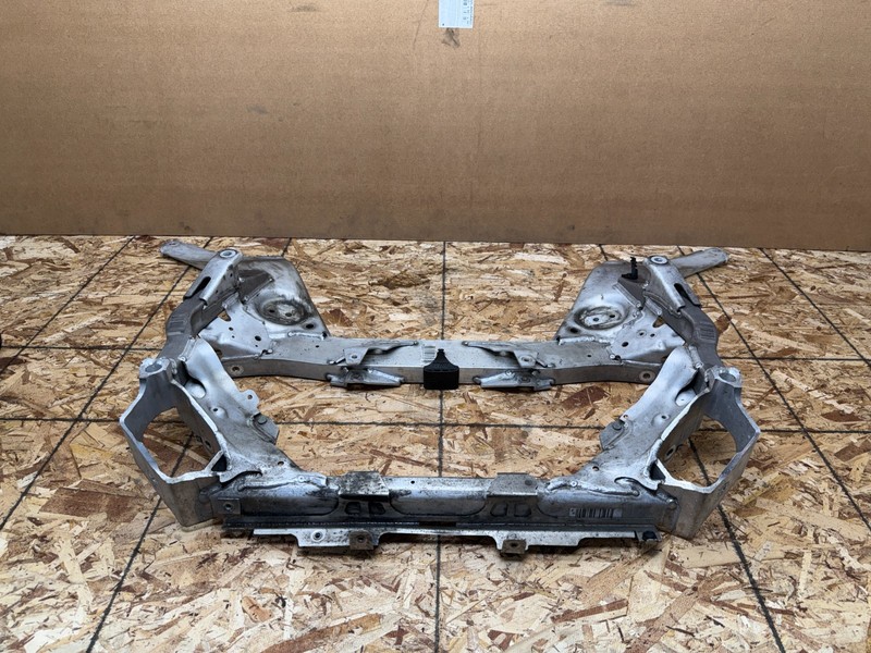 BMW E90 E92 E93 M3 2008-2013 OEM FRONT SUBFRAME CROSSMEMBER CARADLE ASSEMBLY