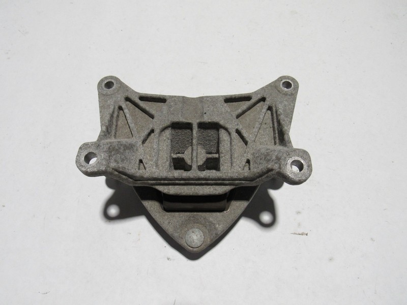 Mercedes S560 2020 W222 Automatic Transmission Support Bracket Mount 18-20 ;