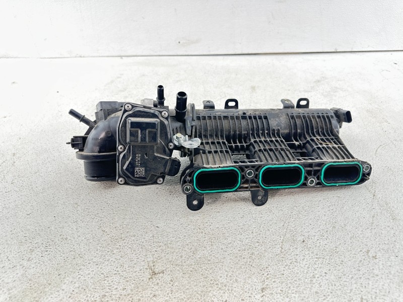 2021 - 2024 BRONCO SPORT Intake Manifold 1.5L W/ THROTTEL BODY OEM