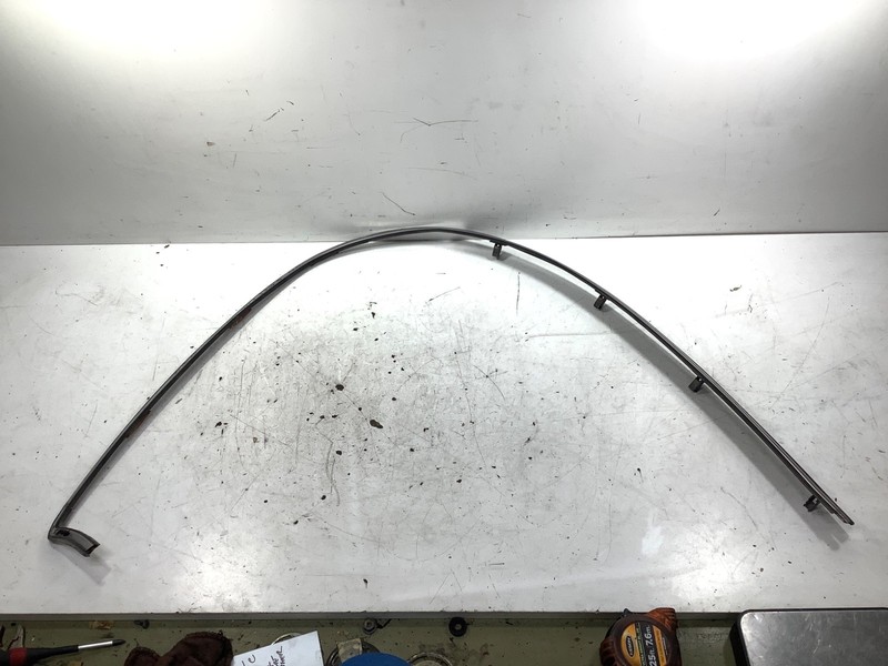 90-93 Honda Accord 2DR LX EX Right Rear Glass Molding OEM