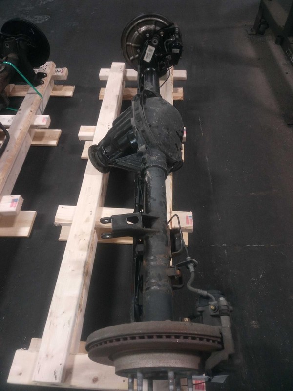 2021 GMC Sierra 1500 4WD Drive Axle Assembly OEM 84798287 98K Miles