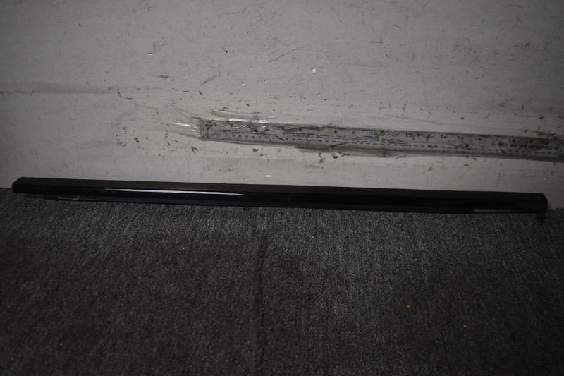 2016-2022 BMW 740I BASE BELT MOLDING LEFT SIDE FACTORY OEM