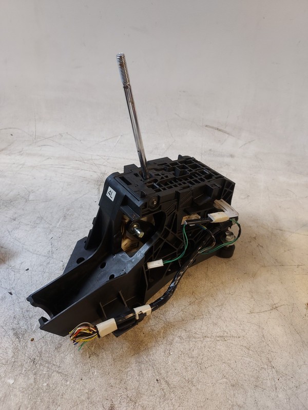 13 14 15 2013 2014 TOYOTA RAV4 TRANSMISSION SHIFT SHIFTER GEAR SELECTOR OEM