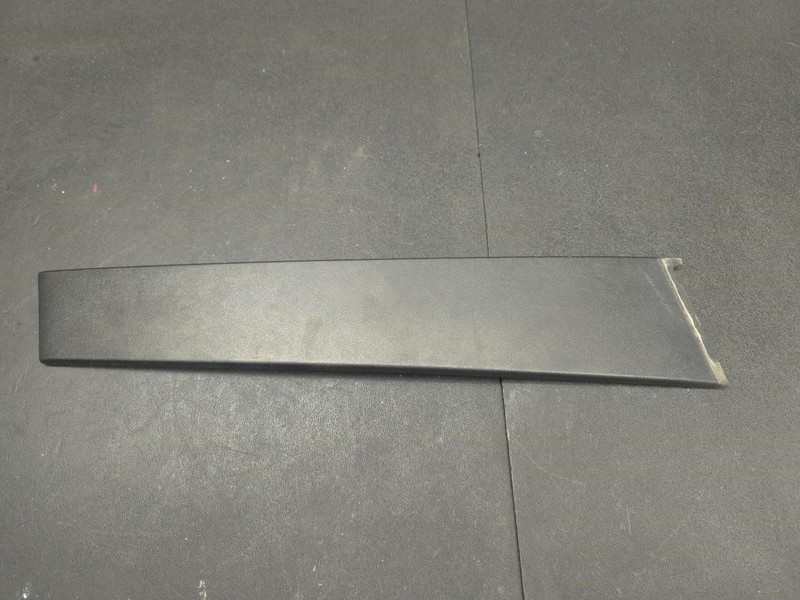 Front Left Door Window Rear Side Molding 2022 Hyundai Tucson 82250-CW000 23 - 25