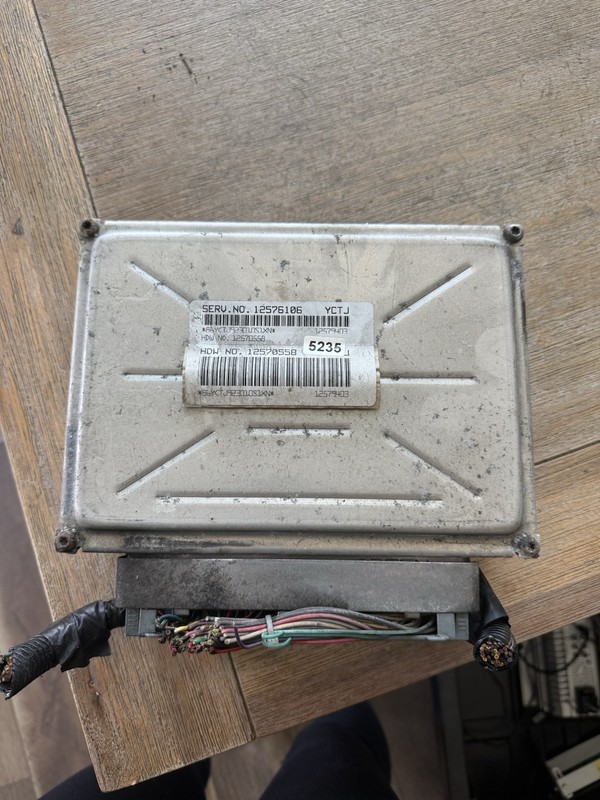 2003 CHEVY SILVERADOECM ENGINE COMPUTER 12576106 YCTJ 4.8L