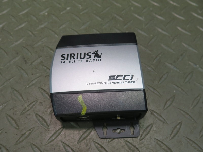 SCC1 SIRIUS SATELLITE RADIO CONNECT VEHICLE TUNER SCC1BL