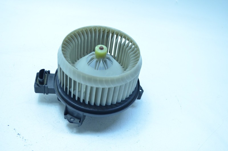 09-14 TOYOTA MATRIX AC HEATER BLOWER MOTOR FAN OEM