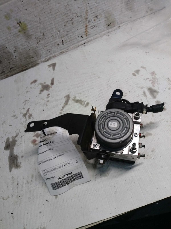 2015 Mitsubishi Outlander ABS Hydraulic Assembly OEM 2.4L 99K Miles