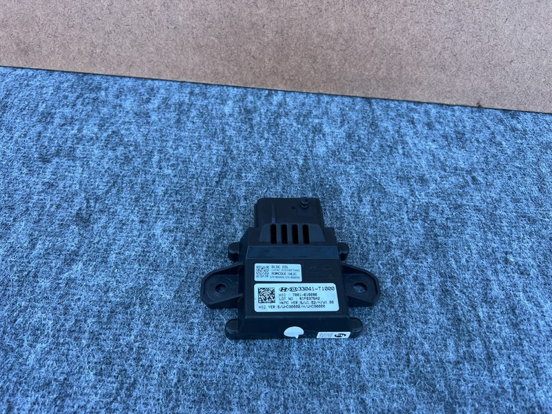GENESIS GV70 2022-2026 OEM FUEL GAS PUMP TANK CONTROLLER MODULE UNIT ASSY