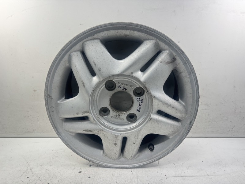 96-97 Honda Accord 15" Alloy Wheel Rim 15x5.5 OEM