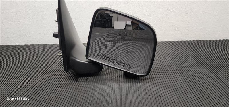 95-05 Ford Ranger Right Passenger Side View Mirror Black OEM F57B-17682-EBYGA
