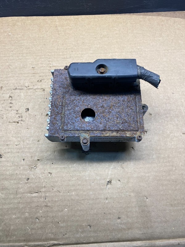 2003 Dodge Caravan Engine Control Unit Module ECM ECU ac8727 DG