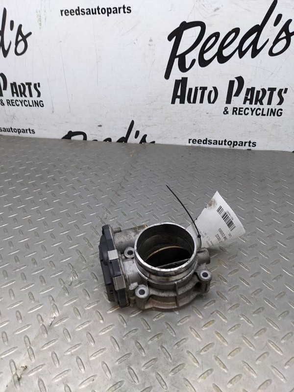 Throttle Body Throttle Valve Assembly Fits 17-19 SIERRA 2500 PICKUP 1148497