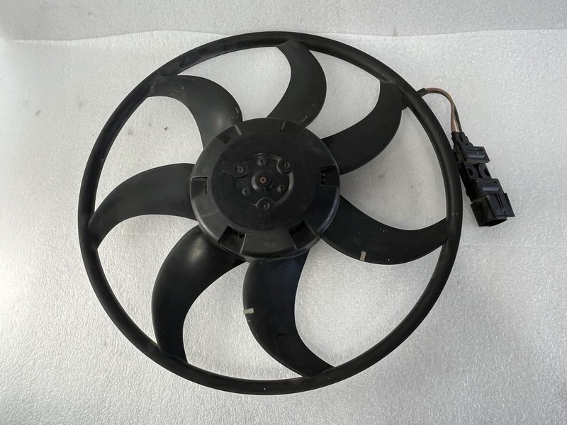 2003 2004 2005 2006 MERCEDES E55 W211 RADIATOR COOLING FAN WITH MOTOR