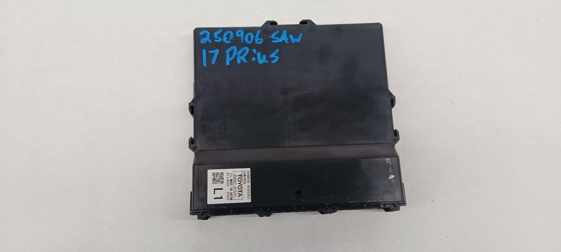 17 TOYOTA PRIUS hybrid control module OEM 1 Year Warranty!