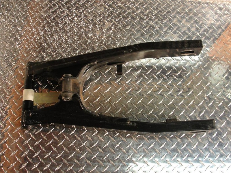 2003 KAWASAKI NINJA EX 500 D 500R REAR SWINGARM SWING ARM SUSPENSION EX500 03