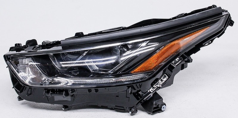 OEM Toyota Highlander Limited Left Driver Side Headlamp 81150-0E530 Tab Missing