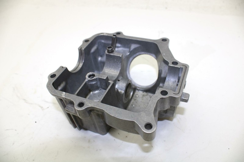 03 Polaris Magnum 330 4x4 OEM Cylinder Head Camshaft Holder 3089270 AP101