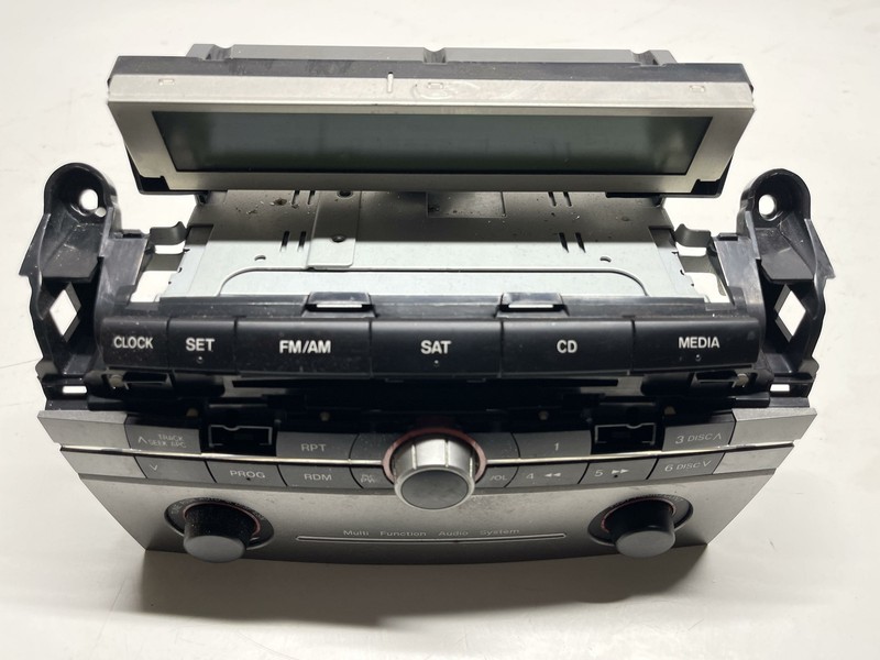 2006-2007 Mazda 3 Stereo AM FM CD Radio OEM Unit BR9E66AR0 OEM