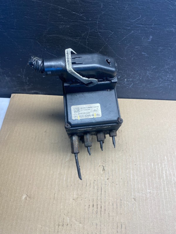 2006 2007 Ford E250 E350 Anti-Lock ABS Antilock Brake Pump AC8991 DG