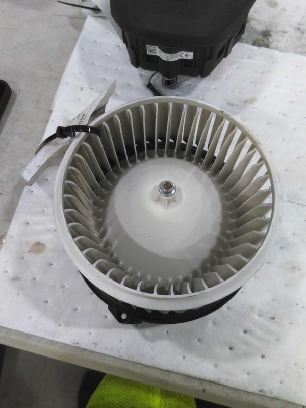 2018 Honda Accord HVAC Blower Motor OEM 79310TVAA02 Used 254K Miles Black