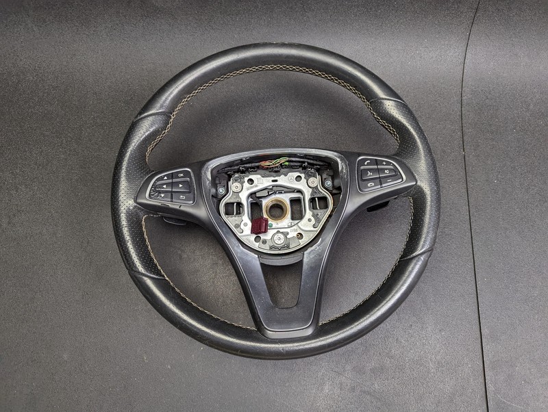 Steering Wheel 2018 Mercedes CLA250 2014 2015 2016 2017 2019 X