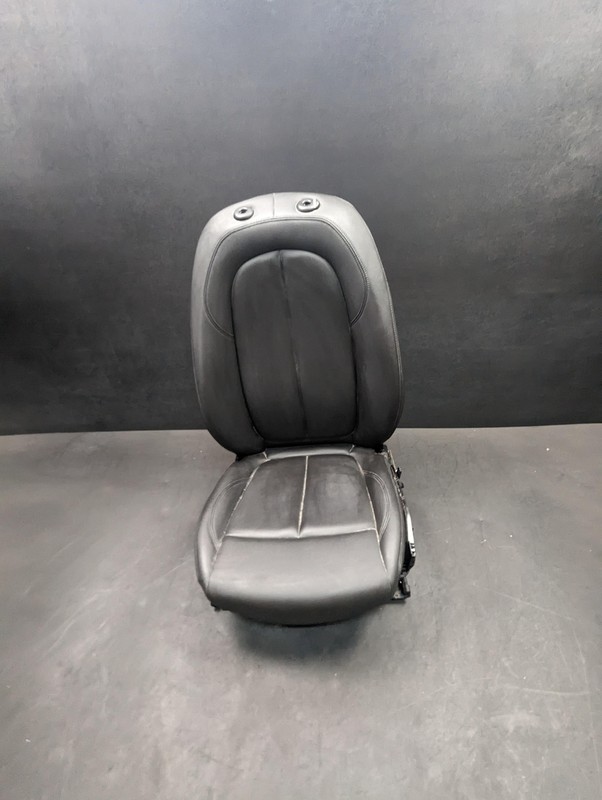Front Left Seat Leather 2022 BMW X1 2020 2021