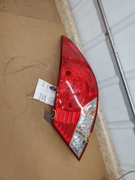 Passenger Tail Light Quarter Panel Mounted Sedan Fits 12-14 ACCENT 280095