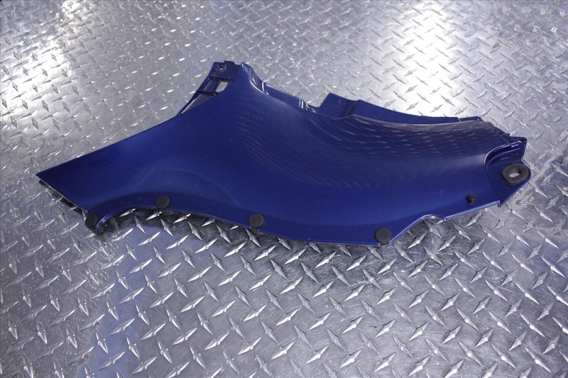 02 BMW K 1200 LT RIGHT HAND SIDE RH BATTERY COVER PANEL FAIRING COWL K1200