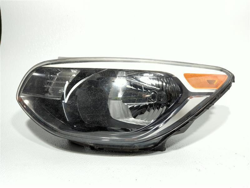 2016 KIA Soul Left Headlight Assembly Silver 163K Miles OEM Quality Used