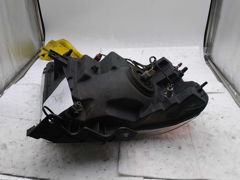 Used Left Headlight Assembly fits: 2010 Ford F150 PICKUP halogen bright border t