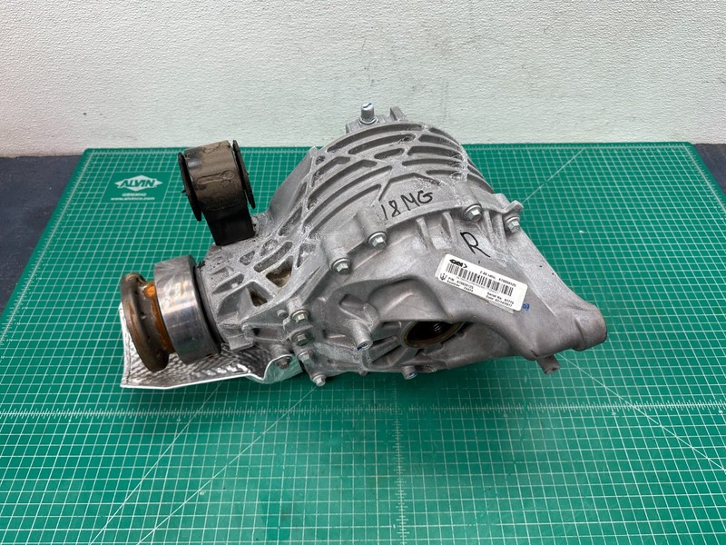 14-24 MASERATI GHIBLI - REAR DIFFERENTIAL DIFF AXLE CARRIER 2.80 RATIO OEM