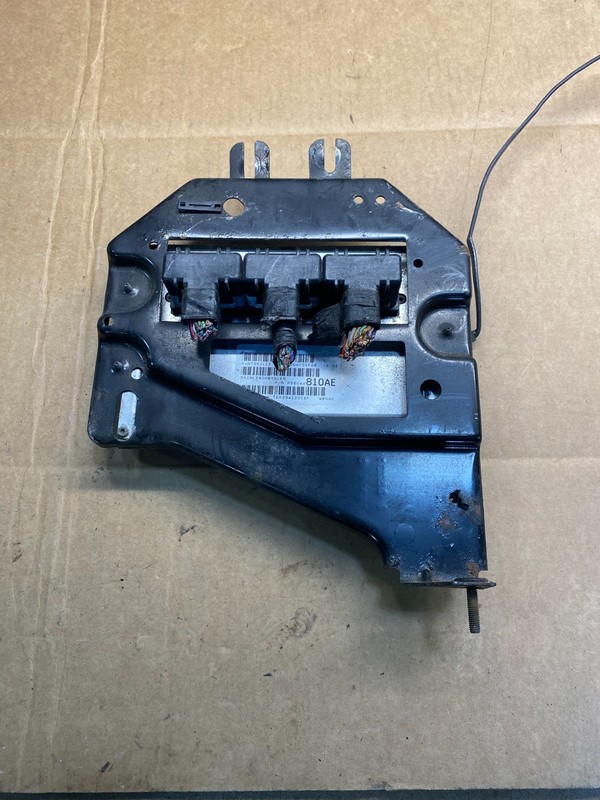 2002 Jeep Grand Cherokee 4.7L Engine Computer Module ECU ECM OEM ab3599 DG