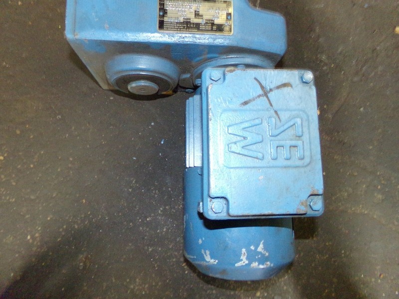 Sew-Eurodrive 850008872 0 Gear motor Moving Drawer Gear Box *FREE SHIPPING*