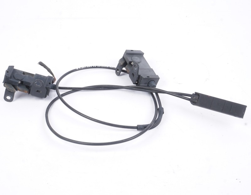 2010 - 2013 Mercedes E350 E550 C207 Hod Lock Latch Cable Left nad RIght