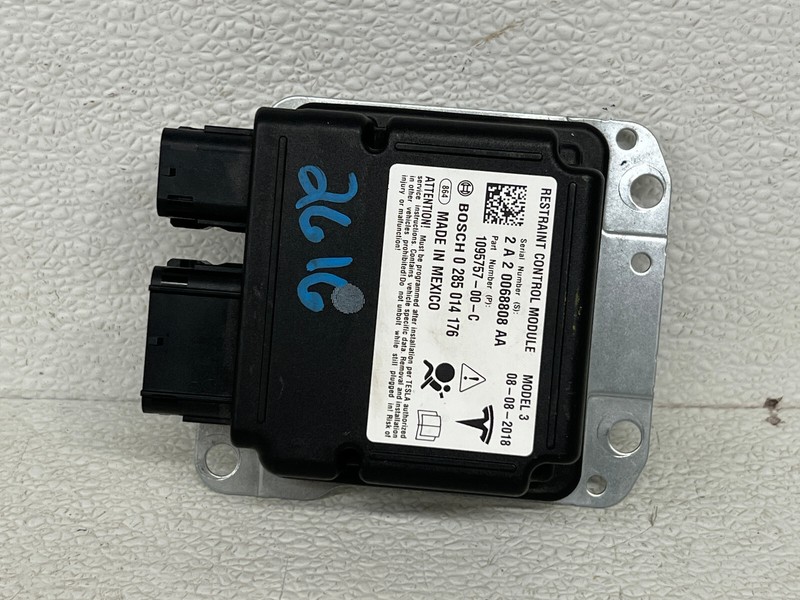 ⭐2017-2023 TESLA MODEL 3 SAFETY RESTRAINT COMPUTER CONTROL MODULE OEM LOT2616