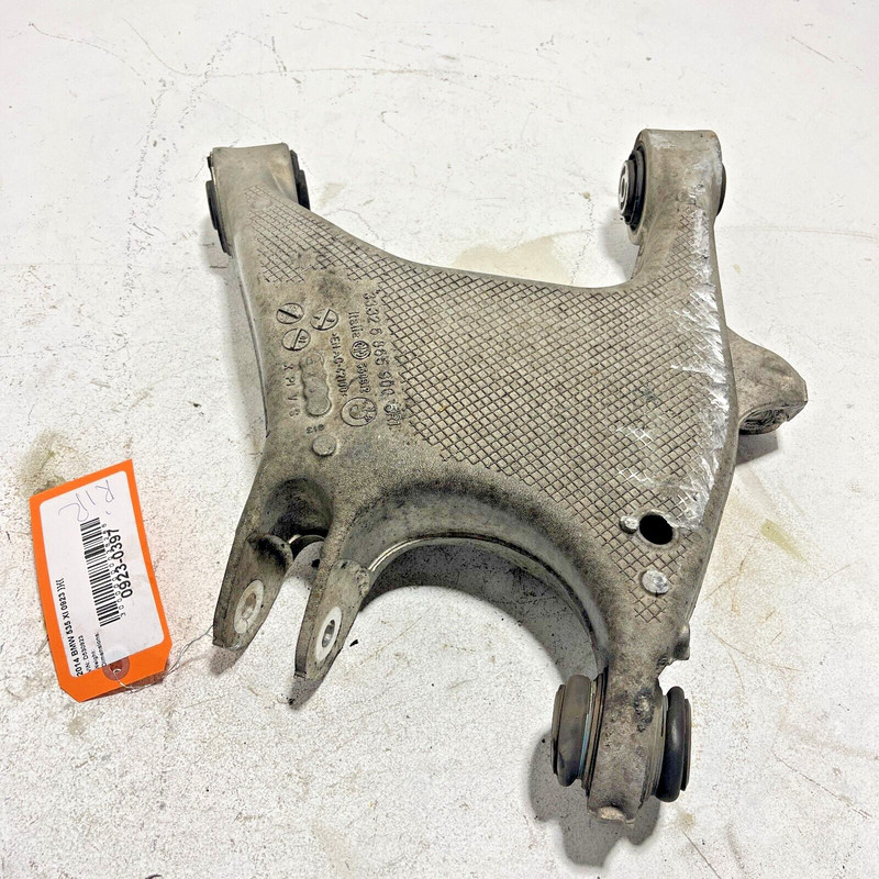 2011 - 2016 BMW 535I REAR RIGHT PASSENGER SIDE LOWER CONTROL ARM OEM