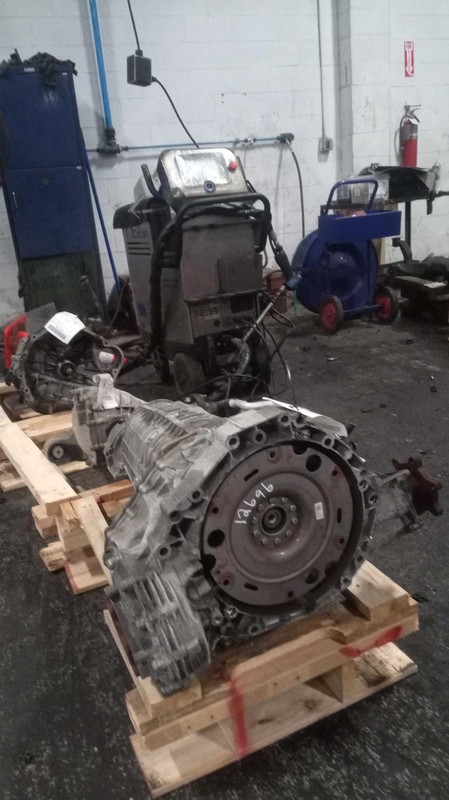 2018 AUDI Q5 Automatic Transmission Assembly 2.0L OEM 57K Miles Needs Oil Pan